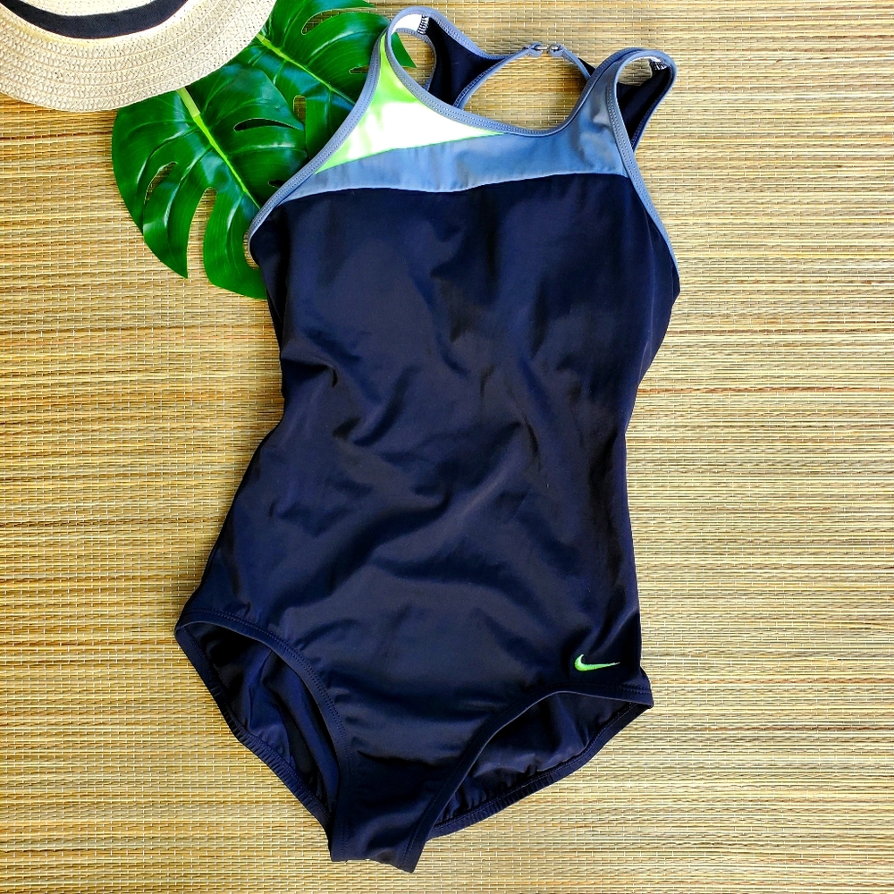Nike women's swimwear/activewear